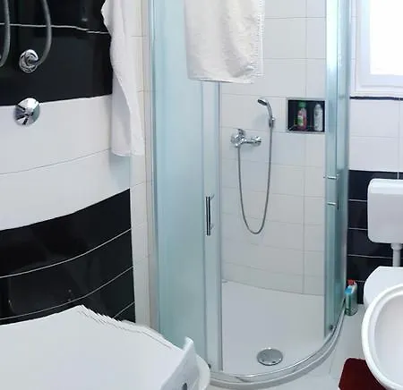 Apartment Samp *